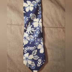 Mens Tommy Hilfiger Silk Hawaiian Navy Blue Hibiscus Print Neck Tie 3"x 57"